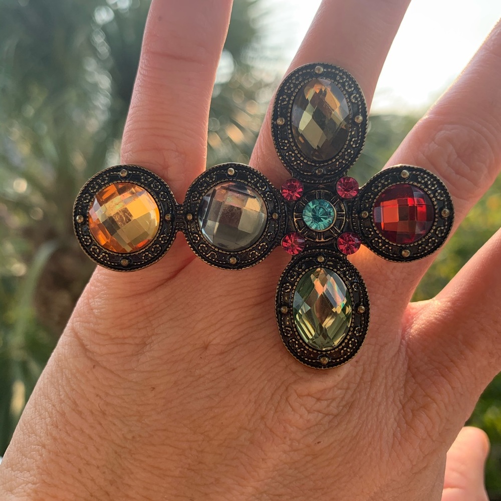 Colorful statement ring - Picture 3 of 8